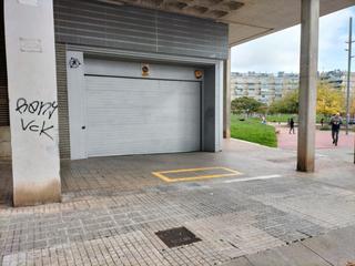 Parking coche en Avenida béjar 222. 2 plazas de parking en venta en la avenida béjar esquina con dib