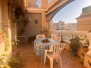 Etagenwohnung in Calle almería 3. Oportunidad unica! precioso y amplio piso en el parador de las h