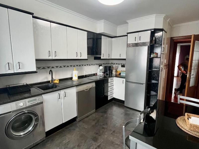 Foto e53eebc1-adc0-4a1e-a428-39f3b6380eb6. Piso en goiko kalea 1 en Deba