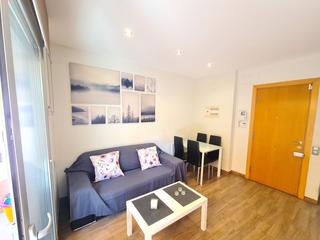 Location Appartement à Carrer de josep castellà 1. Apartamento de alto standing, amueblado, cerca de la playa y con
