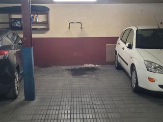 Location Parking voiture à Plaza cuba 2. Plaza de parking muy céntrica  en alquiler