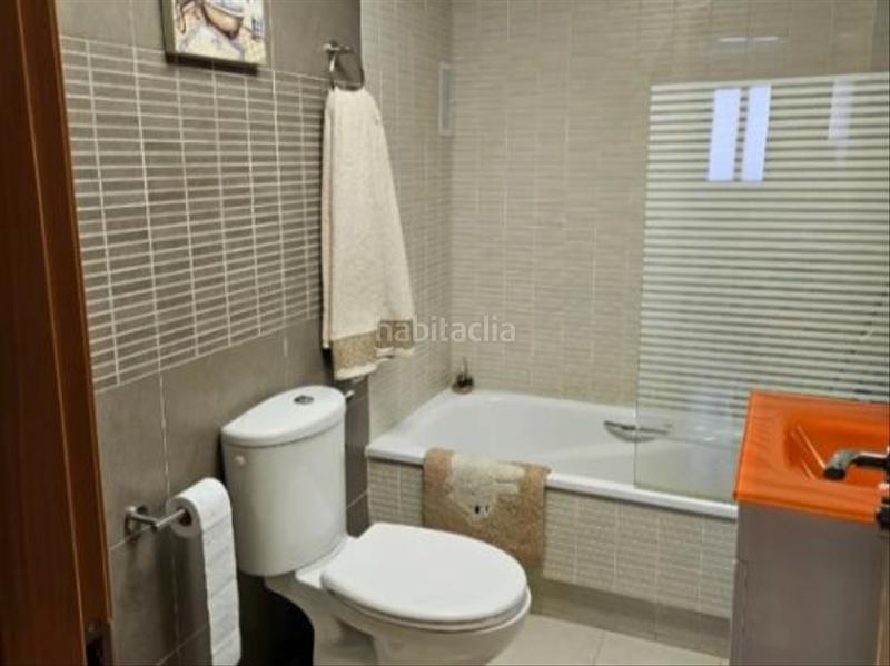 Foto 5da98dc4-4094-48c4-ab4a-751ab5e804d0. Dúplex en calle goya 16 magnifico duplex con vistas impresionantes,cochera y piscina comunitaria en Villares (Los)