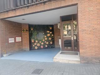 Lloguer Aparcament cotxe a General mitre  198-200. Muy buena ubicacion