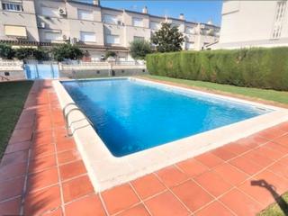 Casa aparellada a Carrer de gal·la placidia 33