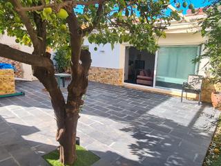 Casa a Calamuchita 10. Se vende excelente inmueble en una parcela de 150 metros cuadrad