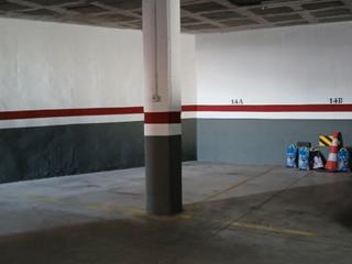 Aparcament cotxe a Avenida polinya 9. Parking doble en venta en poble nou de la salud