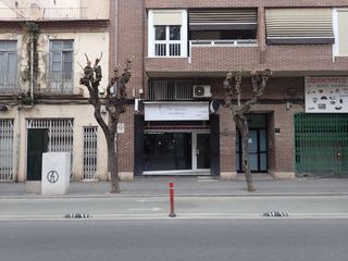 Local Comercial a Paseo marqués de corvera 80. Local comercial en paseo marqués de corvera
