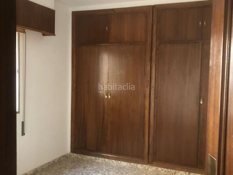 Foto 269bcc33-c195-439a-b254-1aa06de9dd5b. Piso en calle san juan de dios 31 amplio piso centro en Granada