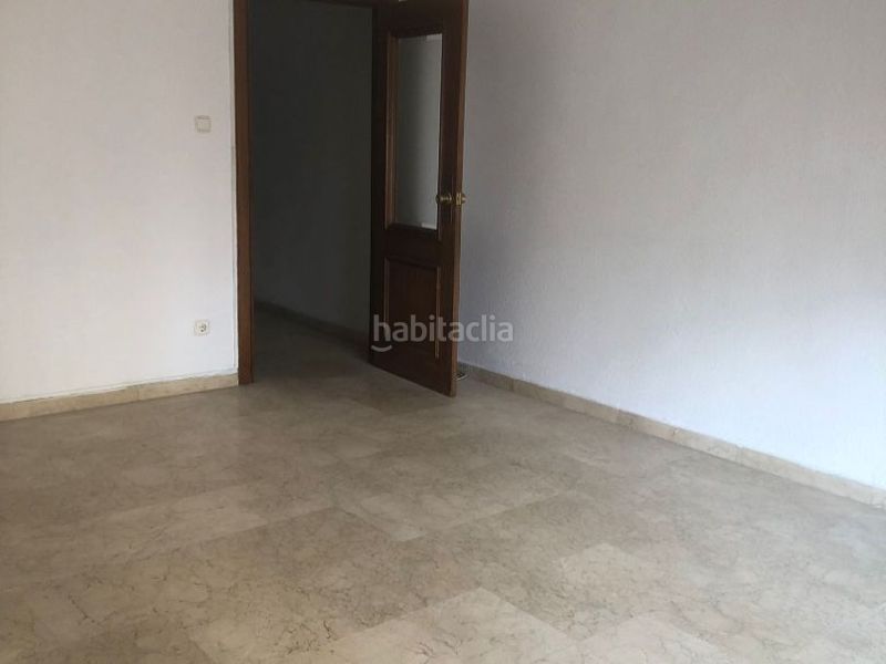 Foto 6f03d10b-1fa3-4148-9859-588de96de41f. Piso en calle san juan de dios 31 amplio piso centro en Granada