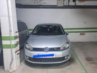 Parking voiture à Bruc 13-15. Plaza de parquing .