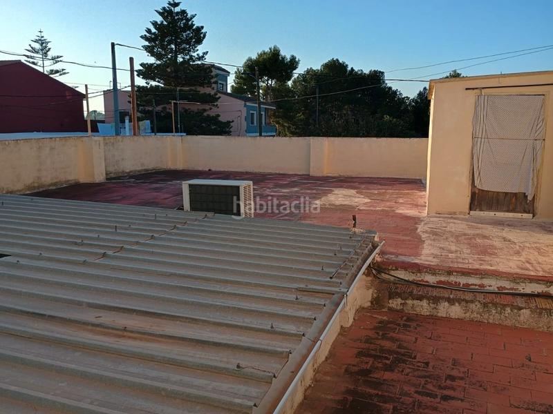 Foto f142c628-9935-4f11-a1ad-0d392461e2c4. Casa en calle sevilla 55 casa baja con terraza muy grande y patio interior en Picassent