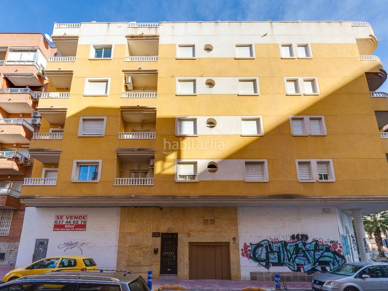 Foto fed8add1-8754-4586-bf90-7c79ab45f8bf. Apartment in calle valencia 8 in El Acequión Torrevieja