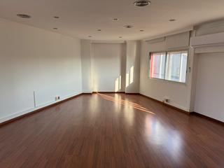 Rent Industrial building in Avenida generalitat  14. Nave ocata
