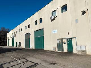 Location Bâtiment à usage industriel à Riera de palau 36. Nave en alquiler