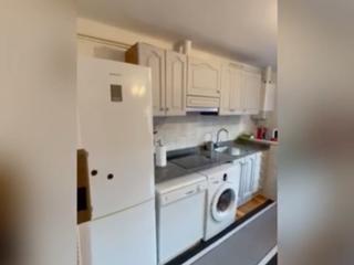 Àtic a 0rient  28. Dos apartamentos