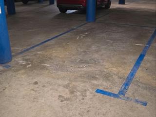 Lloguer Aparcament cotxe a Calle can sagalés  6. Parking para coche grande 65€
