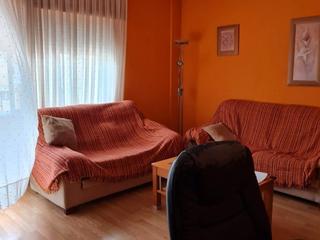 Pis a Plazuela collado 4. Piso reformado,anueblado y con todos los accesos