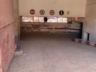 Aparcament cotxe a Avda concordia 1. Venta de dos plazas de garaje 172 y 173