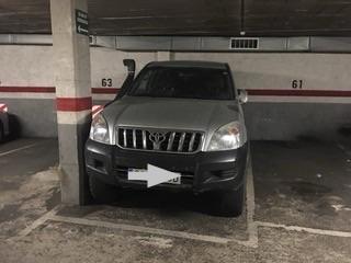 Aparcament cotxe a Arago 458. Planta 0, acceso peatonal.