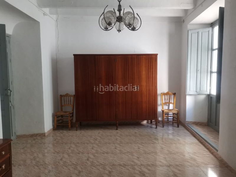 Foto e535b662-69b2-41fb-a5a0-bfb984bd14c3. House in calle cárcel 9 in Huelma