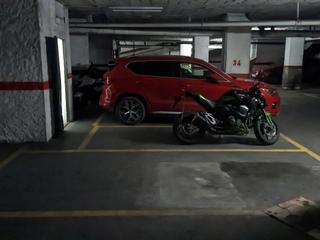 Lloguer Aparcament de moto a Avinguda madrid  7. Y moto