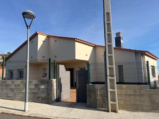 Maison à Carrer de la via làctia 107. Casa de obra nueva en costa-cunit (cubelles)