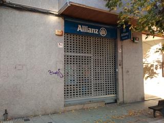 Alquiler Local Comercial en Francisco de moure  14. Local acondicionado luminoso