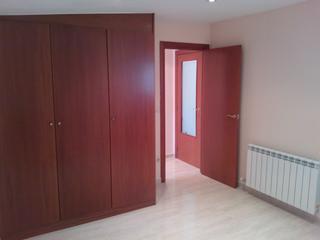 Miete Etagenwohnung in Carrer del rosari 54. A segunda línea de mar bien equipado en pleno centro bien comuni