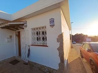 Casa en Carrer víctor balaguer 6. Precioso bungalow perfectamente equipado con orientación sur a u