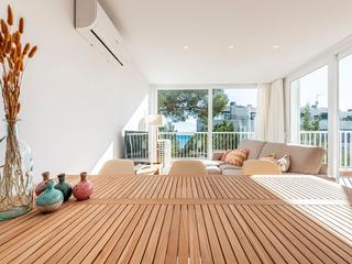 Apartment in Urbanitzacio rocas doradas 24. Maravilloso apartamento reforma integral con vistas frontales al