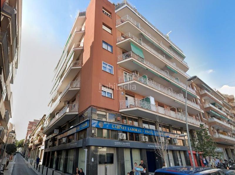 Foto 33bff9bc-d7a7-4704-91b1-6560e697709a. Alquiler parking coche en latrilla 2 plaza aparcamiento en Badalona