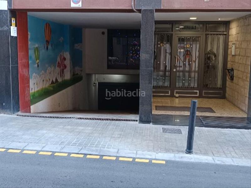 Foto 8228bc64-329c-4495-843a-8b5e38b88095. Alquiler parking coche en latrilla 2 plaza aparcamiento en Badalona