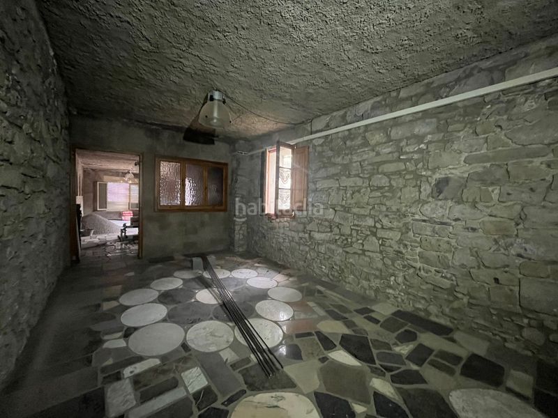 Foto f90232fc-1d37-4f68-a0c6-16408ca8c79e. Business premise in cos 31 in Sallent
