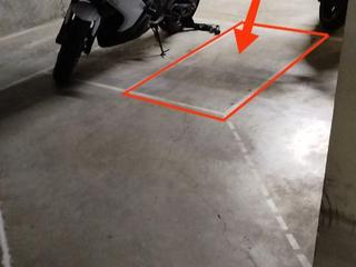 Miete Motorradparkplatz in Carrer llefià 12-14. Plaza moto pequeña o mediana (alquiler)