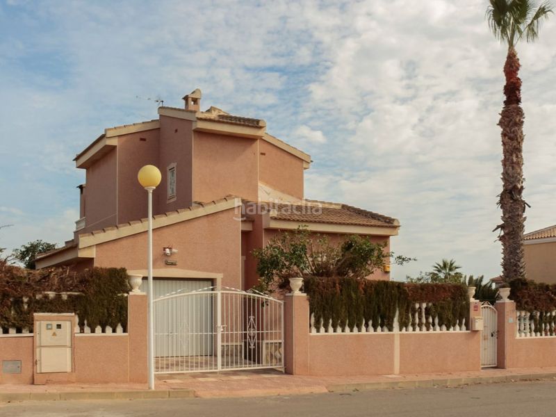 Foto 93fb4206-5489-4a70-9894-9e65d19b4358. Chalet in presidente de la generalitat 279 in Rojales