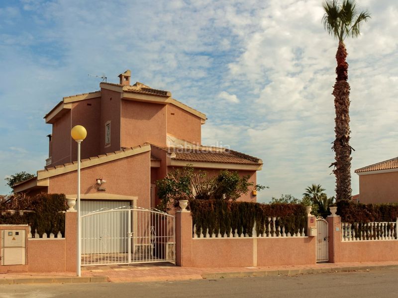 Foto c2bbffa7-7ab1-40fb-a319-e1b34af81848. Chalet in presidente de la generalitat 279 in Rojales