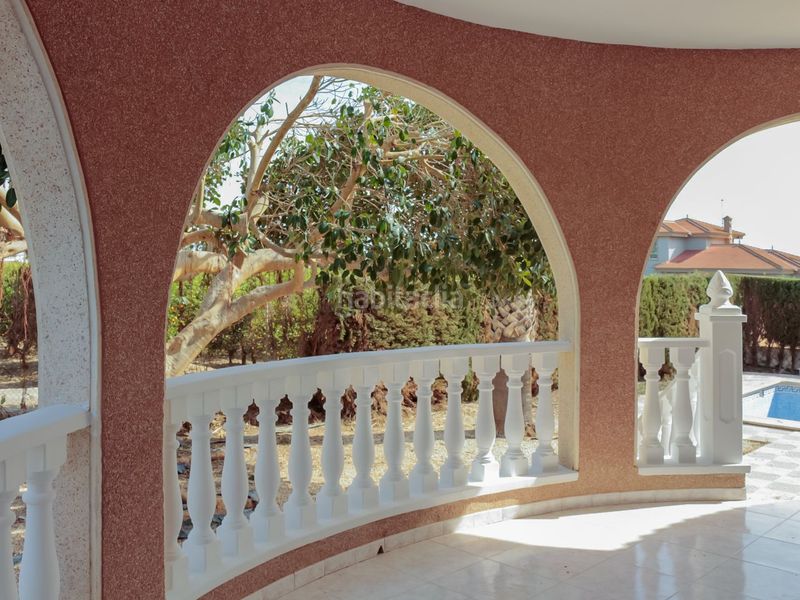 Foto c8f208f5-b840-4230-b2a0-394d49d61b66. Chalet in presidente de la generalitat 279 in Rojales