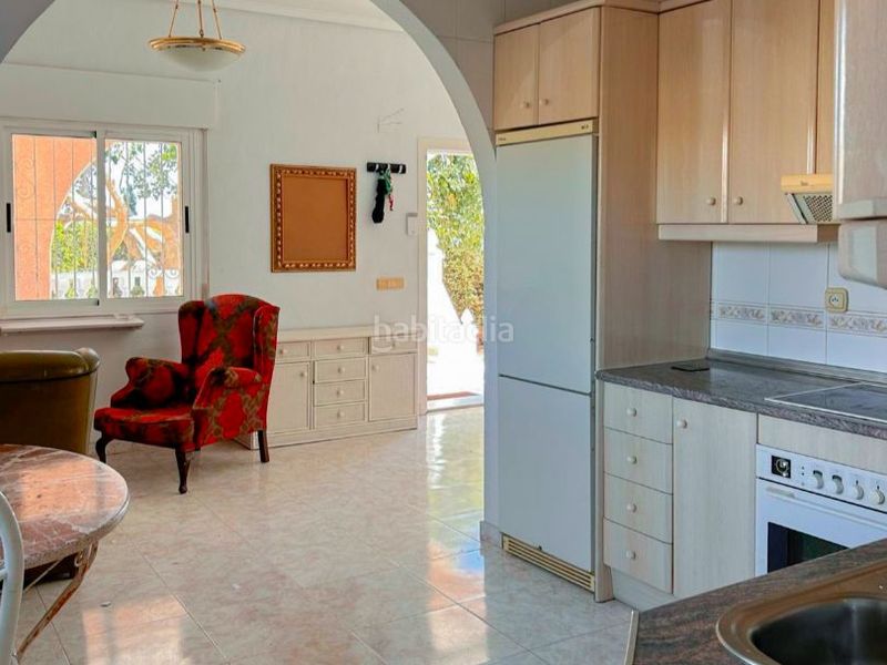 Foto d9927b78-2673-42b8-a1d9-e01fe3d5887e. Chalet in presidente de la generalitat 279 in Rojales