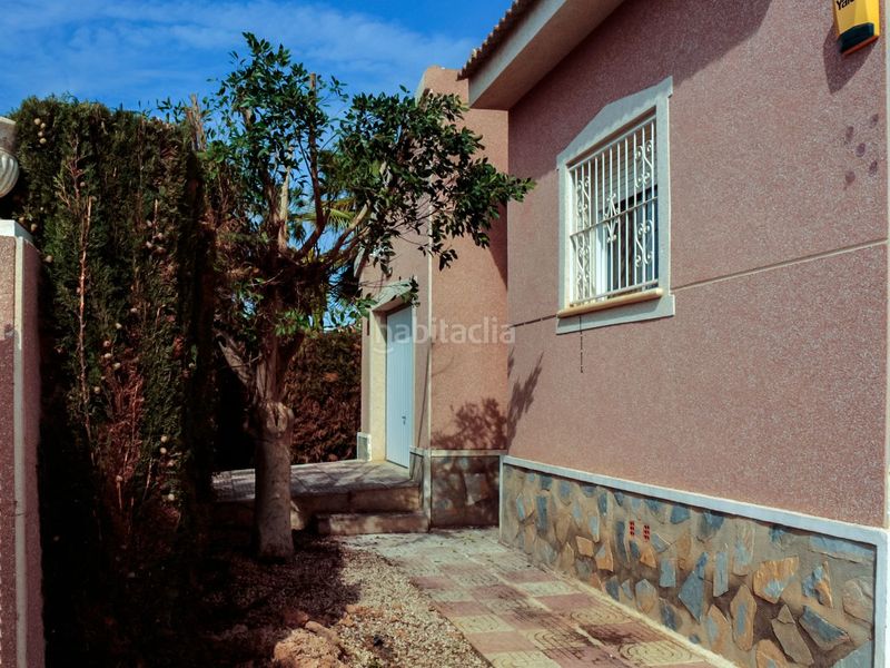 Foto fe3fa58e-e2ed-4c7a-9126-16d78d4d1fab. Chalet in presidente de la generalitat 279 in Rojales