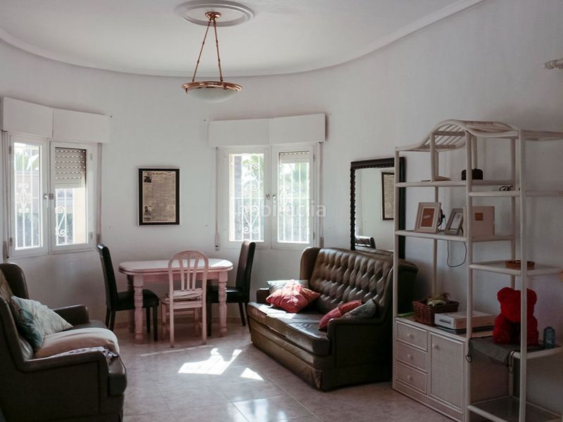 Foto ff007265-db4e-42cb-be90-f5cfdc06afc1. Chalet in presidente de la generalitat 279 in Rojales