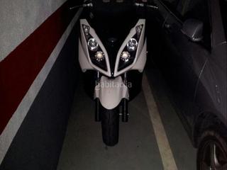 Lloguer Aparcament de moto a Carrer de nàpols 166. Parking moto