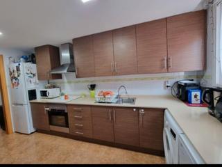 Etagenwohnung in Travessia de sant benito 12. Piso para entrar a vivir