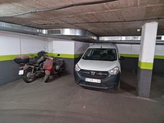 Lloguer Aparcament de moto a Calle cactus 1. Parquin moto berruguete - c. del cactus