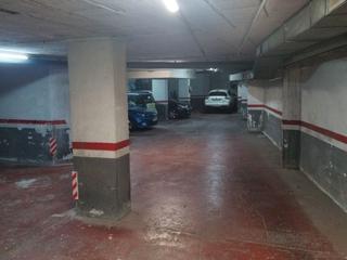 Miete Autoparkplatz in Carrer del maresme 195. Zona tranquila pocos vecinos