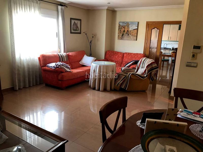 Foto 17312211-514e-45ad-bb94-63d6cb81b108. Dúplex en avenida manuel machado 57 casa grande en barrio san antonio con bajo comercial y oficina en Molina de Segura