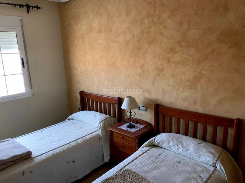 Foto f6bb1145-0251-44d8-b620-191ff8520e12. Dúplex en avenida manuel machado 57 casa grande en barrio san antonio con bajo comercial y oficina en Molina de Segura