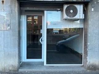 Rent Business premise in Plaza jaume balmes 8. Local en plaza del ayuntamiento