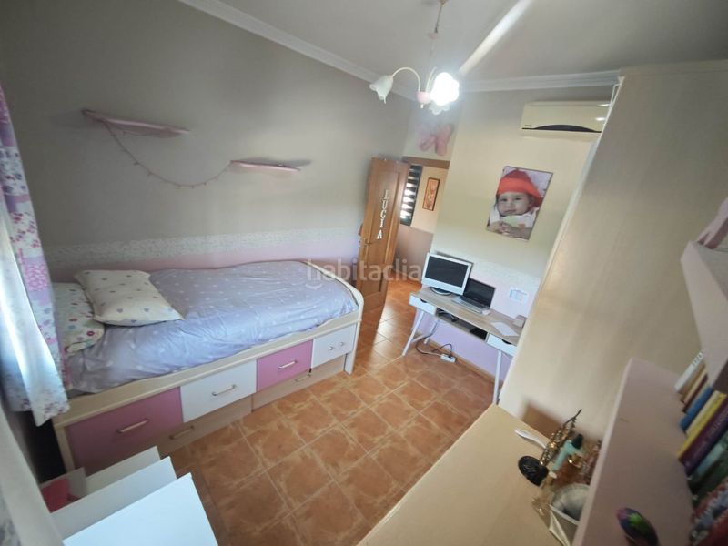 Foto aa86ce14-995a-434b-bea8-b7f83f999007. Casa pareada en urbanización azucena residencial 92 urbanización azucena residencial ¡impresionante casa de 3 plantas ! en Mairena del Alcor