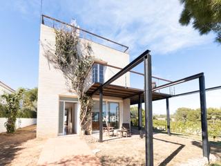Chalet in Calle mar roig 2. Casa espacioa y muy luminosa con bonito jardín y a 2 minutos de