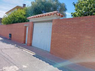 Terreny residencial a Urbanitzacio vallserrat 2b. Se vende terreno urbano listo pata construir chalet a 30 min de